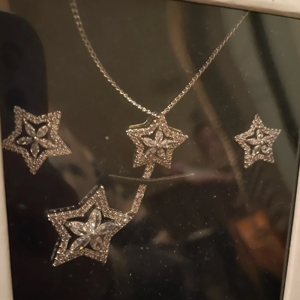 🎁🎄Martin James Set🎄🎁 - Picture 2 of 3